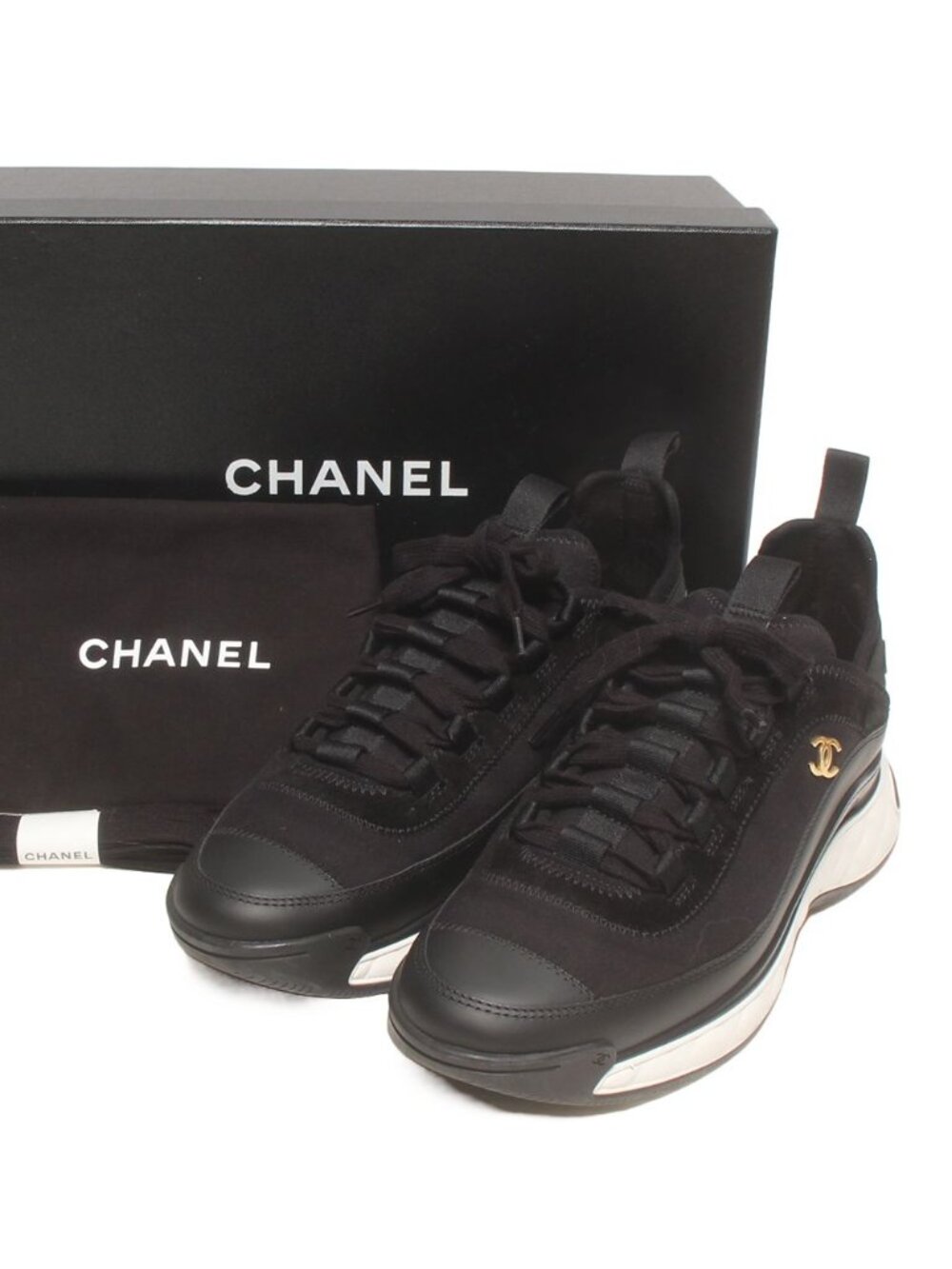 Chanel Low Cut Sneakers Suede
